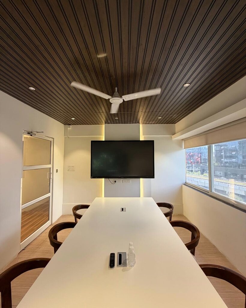 Shariwaa boardroom